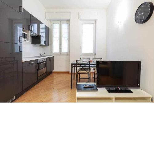 SV18C Charming modern flat S Ambrogio