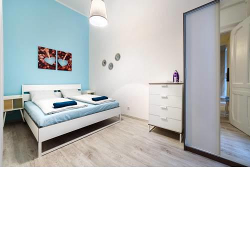 Sweet Cherry Apartment