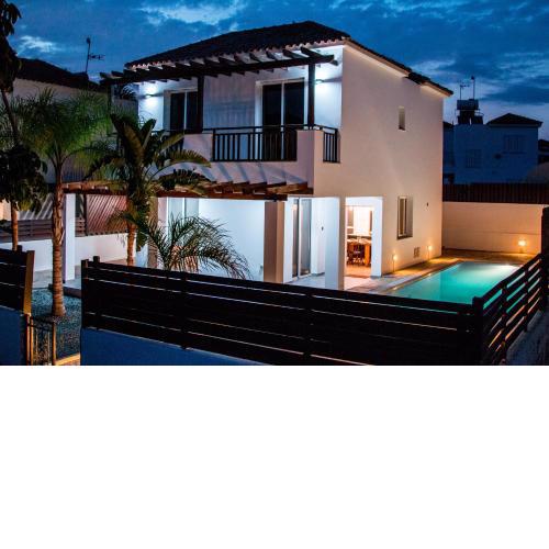Sweet Destiny Villa with private pool