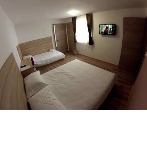 Sweet Dreams Rooms and Apartments Postojna