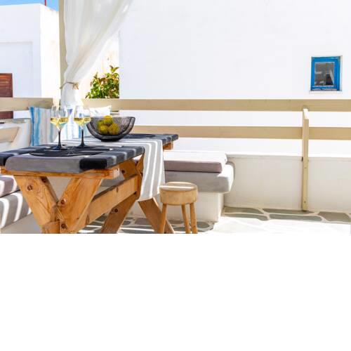 Sweet Emelia Luxury Suites