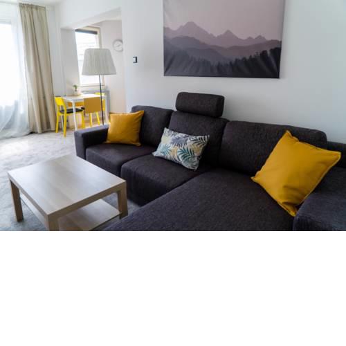 Sweet & Sunny Apartment