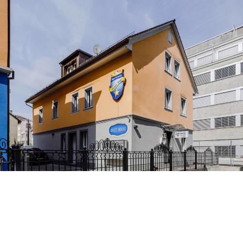 Swiss Star Guesthouse District 4