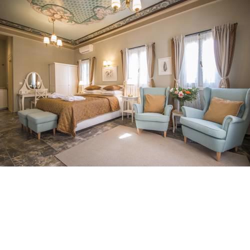 Symi Nautilus Luxury Suites