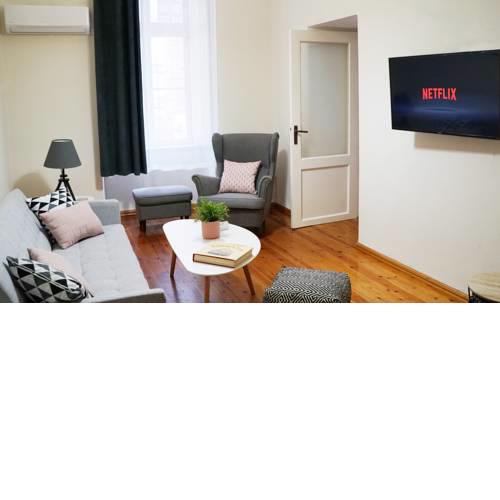 Syros Central - Holiday Apartment Rental