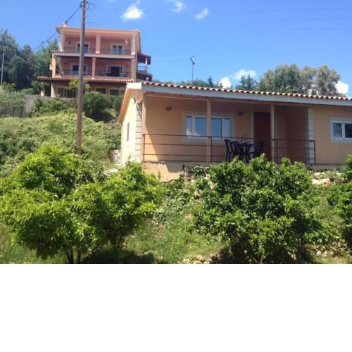 Takis & Eirini Family Apartments