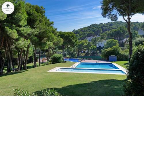 Tamariu Villa Sleeps 7 Pool