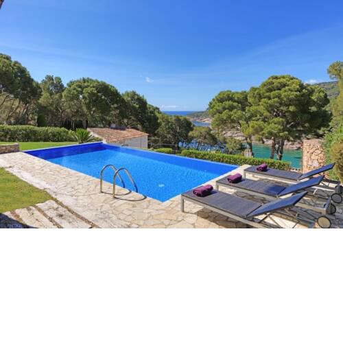 Tamariu Villa Sleeps 8 Pool Air Con WiFi