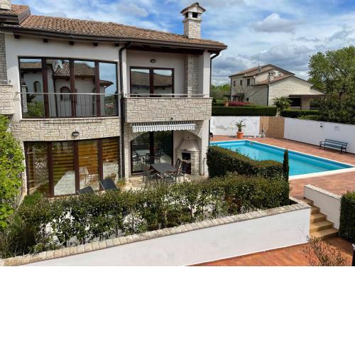 Tar Villa Katarina