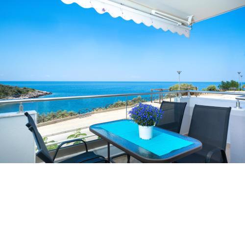 Tarsa's House by the Sea