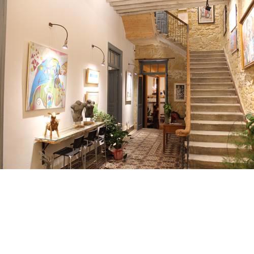 TasEV Guesthouse