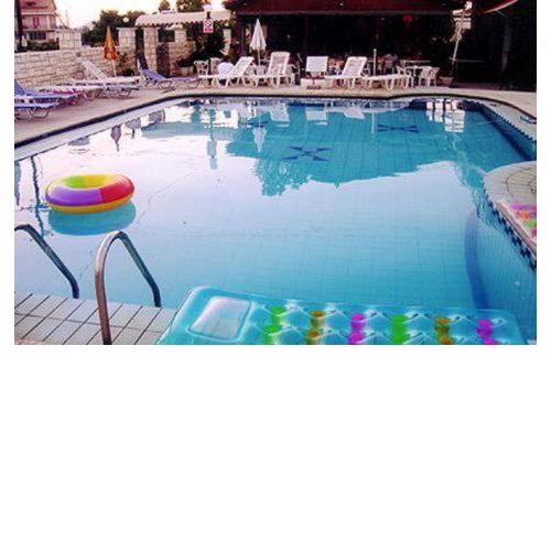 Tassias Deluxe Studios