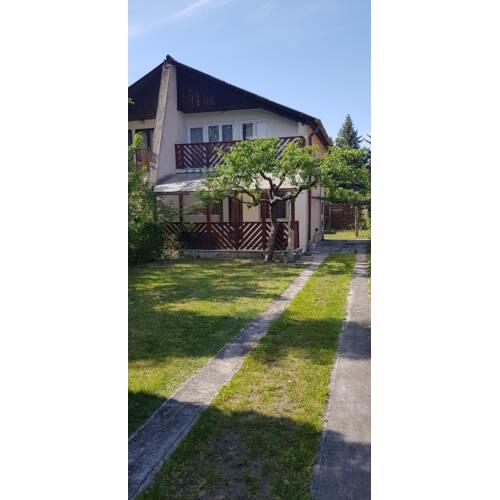 Tavasz apartman