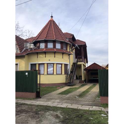 Tavasz Apartment