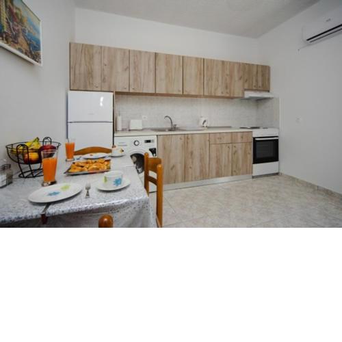 Taxiarchis House