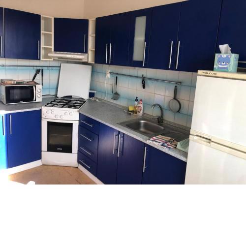 Team Flat & Urban Family Comfort - HomeBase with a Castle view
