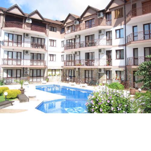 Templum Yovis Apartments