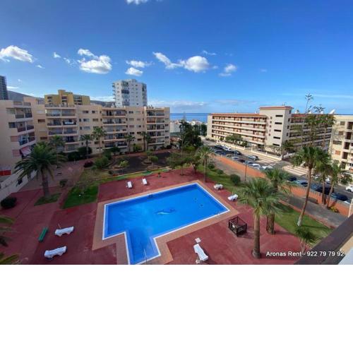 TENERIFE SUN HOLIDAYS , Los Cristianos