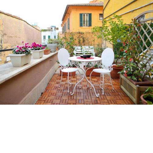 Terrace Modern Studio Trastevere -TopCollection