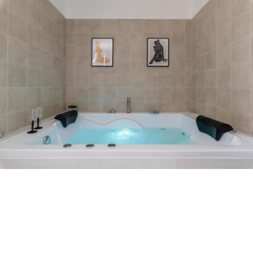Terrazze vista mare e Jacuzzi - Suite Bianco Sale