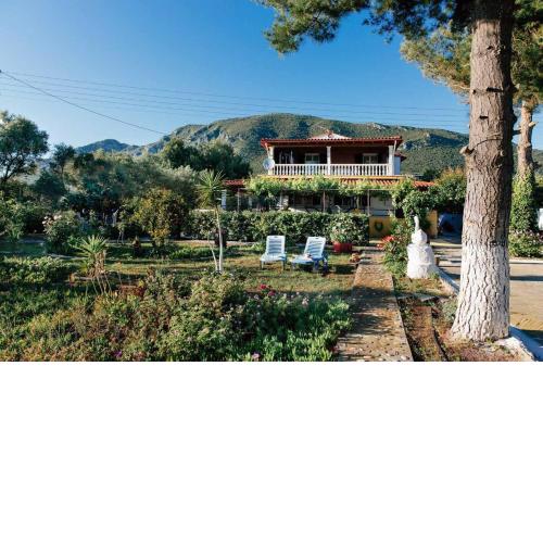 Tetraktys Estate at the Beach