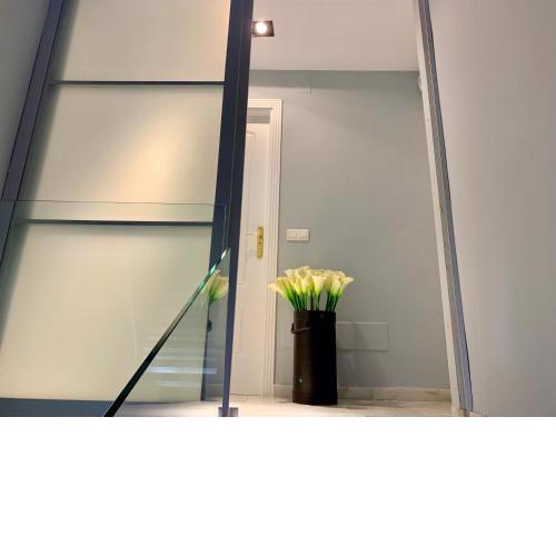 TGSH SUITES BANUS