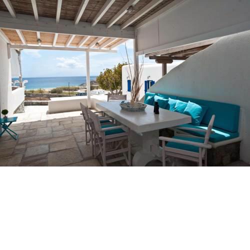 THA-LIA Myconian Suites and Studios