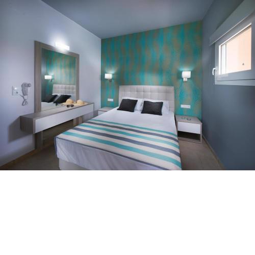 Thalassa Seaside Retreat-Bespoke Luxury Home