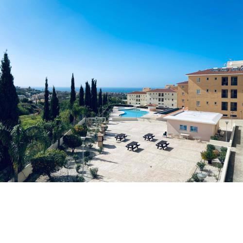 Thalassa Vew Gardens