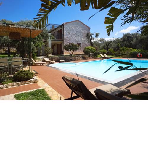 Thalia Estate
