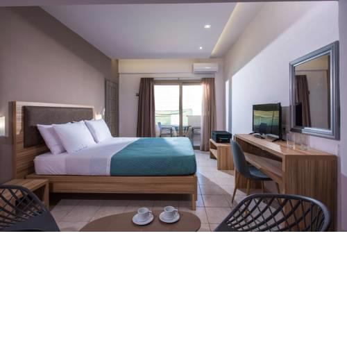 Thania Seaside Luxury Smotel