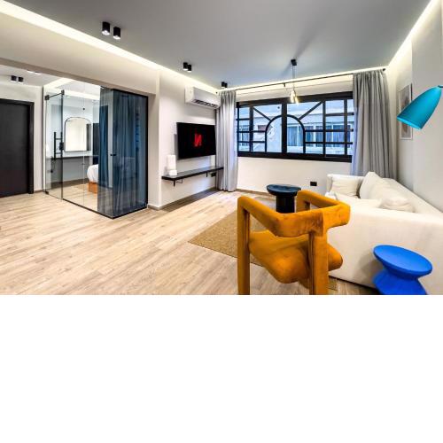 The 2 BDR Sapphire Condo 5 min to CAI Airport
