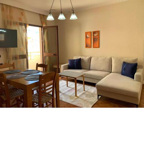 The 8th floor apartment