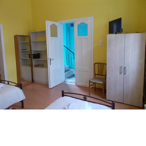The Acropolis Traditional Apartment