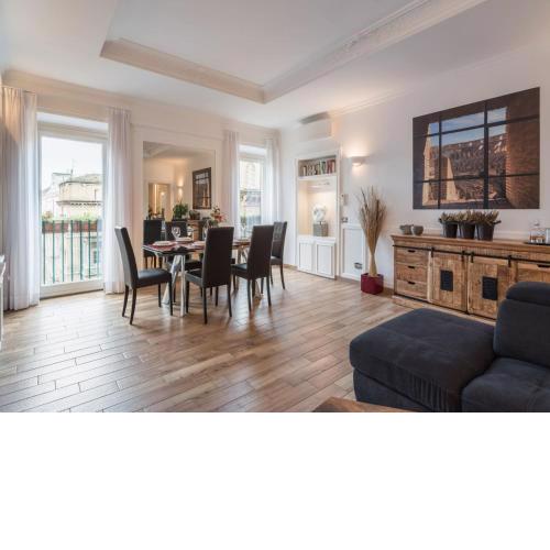 The Best Rent - Elegant three-bedroom apartment a few steps from Fontana di Trevi