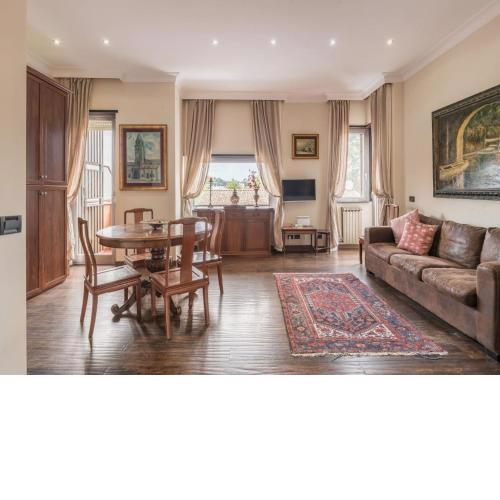 The Best Rent - Elegant two-bedroom apartment in Via Aurelia