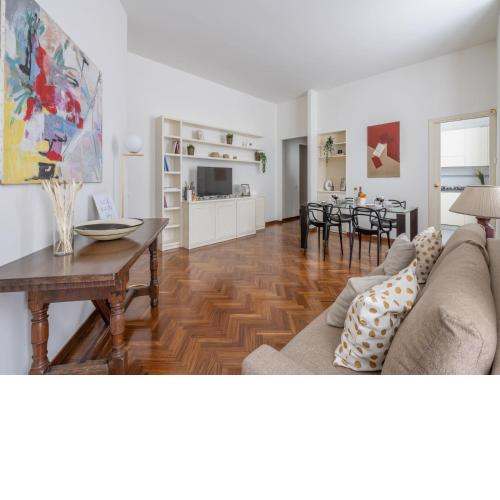 The Best Rent - Gorgeous two-bedroom apartment in Porta Nuova district