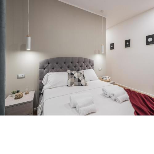The Best Rent - Modern three-bedroom apartment a few steps from the Colosseum