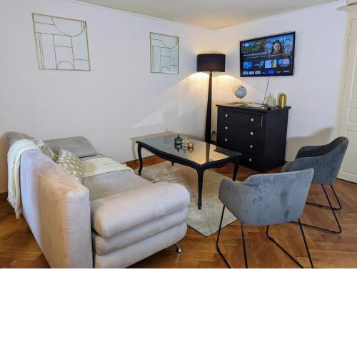 The Charlot BnB