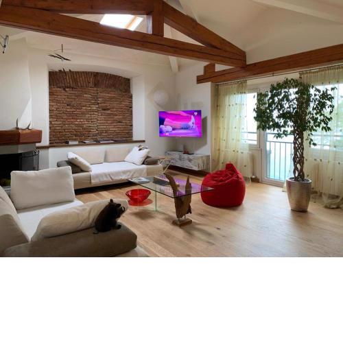 The Cherry Garden House Loft Lusso