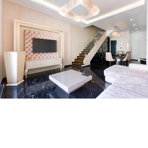 The Crystal Palace Apartment