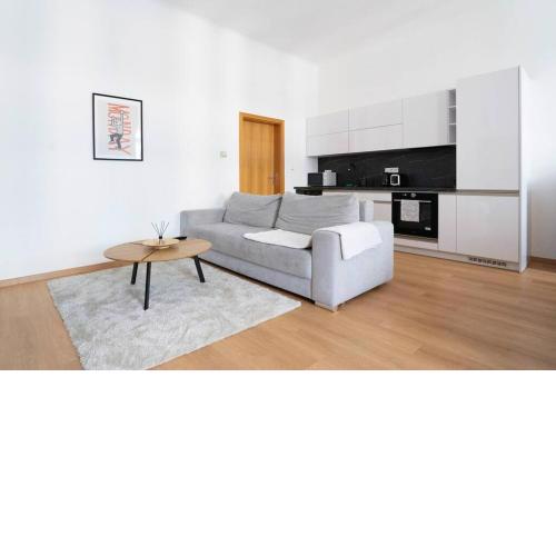 The Dante Family and Friends Apartment - City Center, Parking