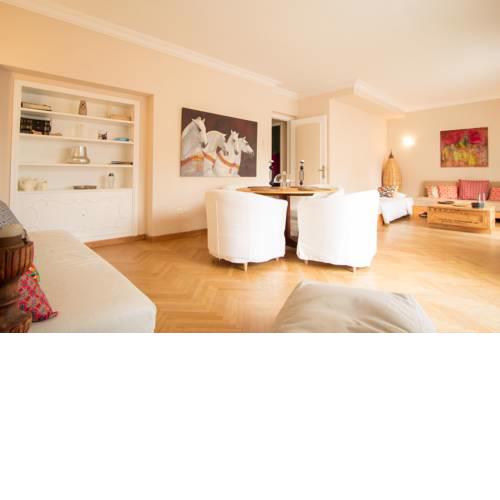The Helios Flat