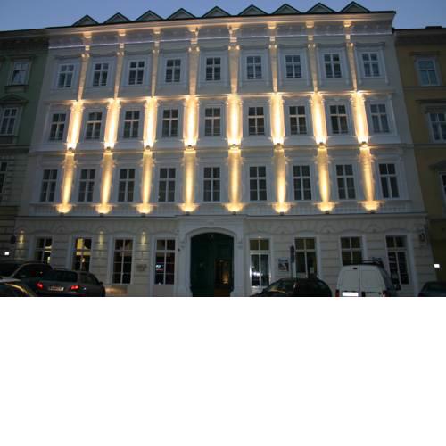 The Levante Rathaus Apartments