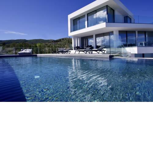 The Luminous Villa