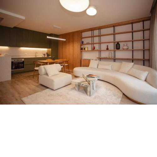 The Luxury Garden Apartment