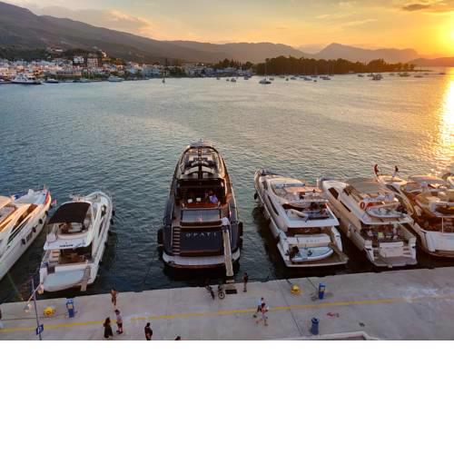 The Manessi City Hotel