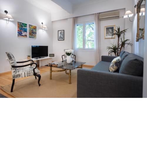The New Chic Apt next to Kallimarmaro Stadium