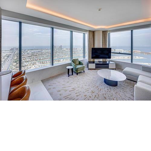 The Palm Tower, Nakheel Mall, Palm Jumeirah