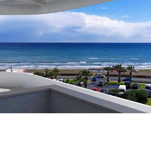 THE PEARL OF MACKENZIE Lifestyle - Travel & Life
